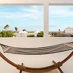 فيلة Canaryislandshost L Pausa *