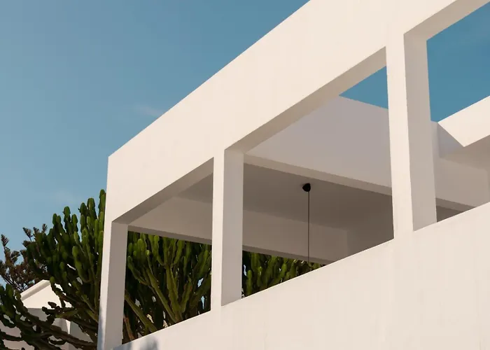 Canaryislandshost L Pausa